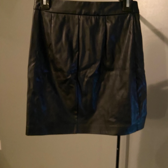 Dynamite Leather Skirt - Picture 2 of 3